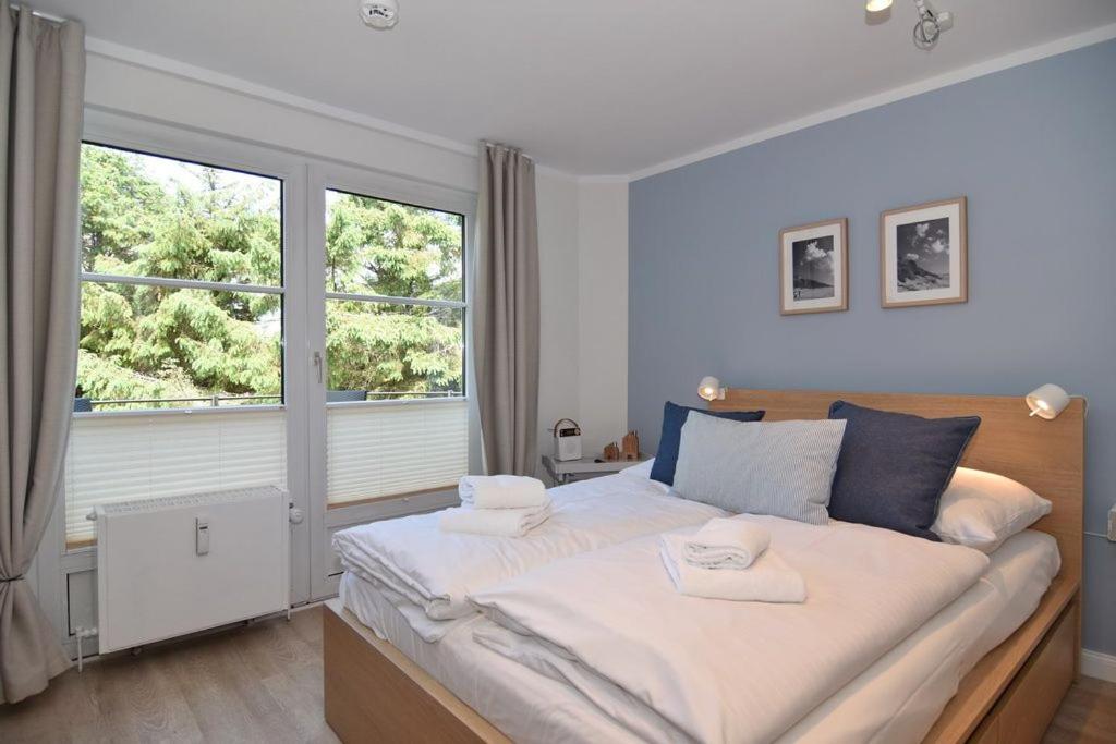 Luv & Lee, Whg 11, Westerland