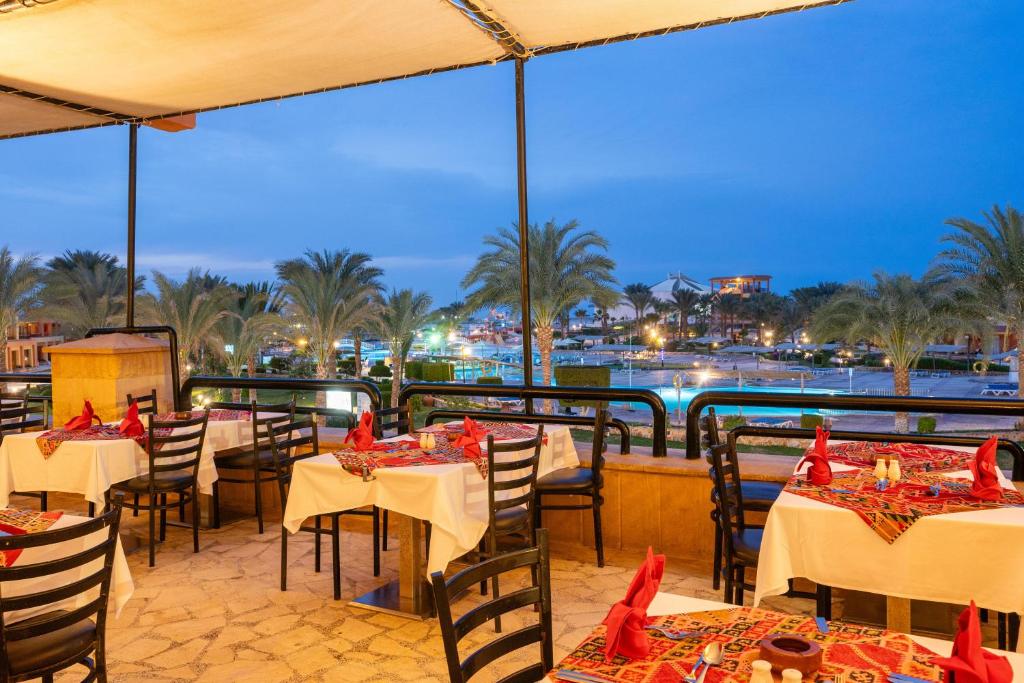 Restaurant, Malikia Resort Abu Dabbab in Qesm Marsa Alam