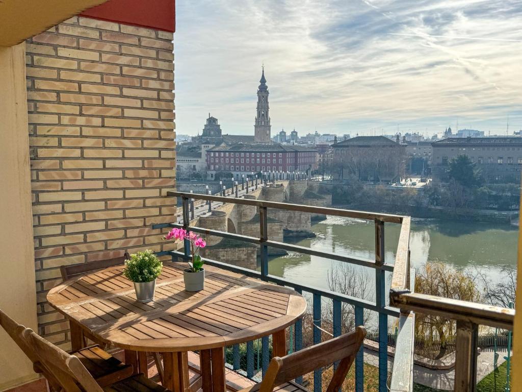 El Puente del Pilar - Turistea Suites - 1