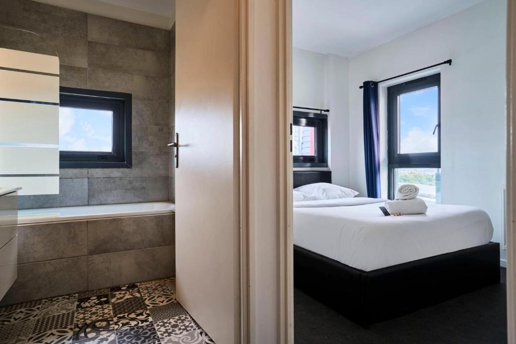 Euralille: Apartment with balcony! - 2