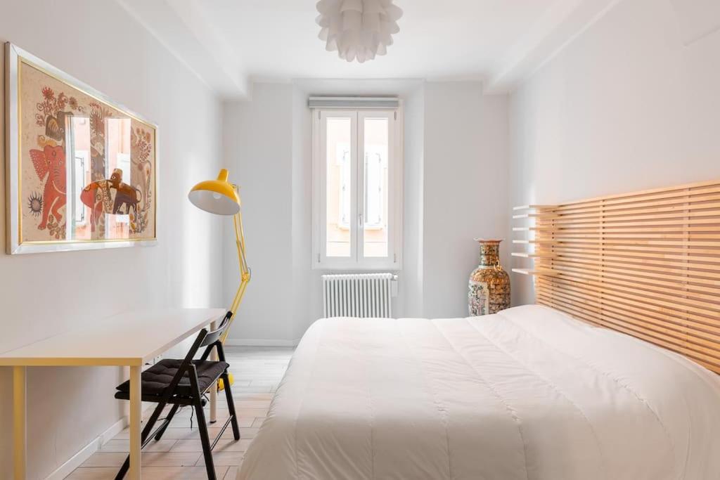 All'ombra delle Due Torri Family Apartment - 2