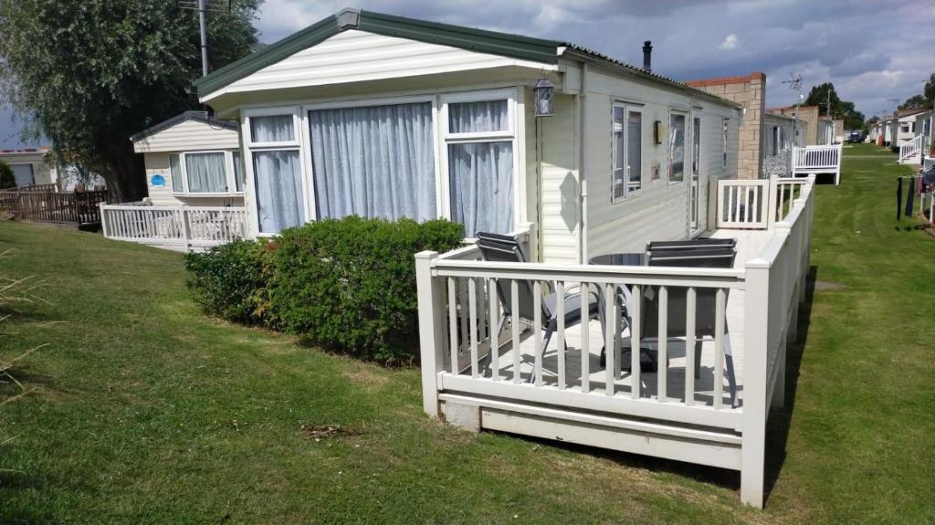 Walton On The Naze Caravan Parks