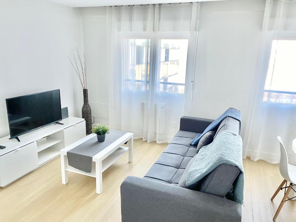 Apartamento San Lorenzo Playa. Vistas al mar. - 3