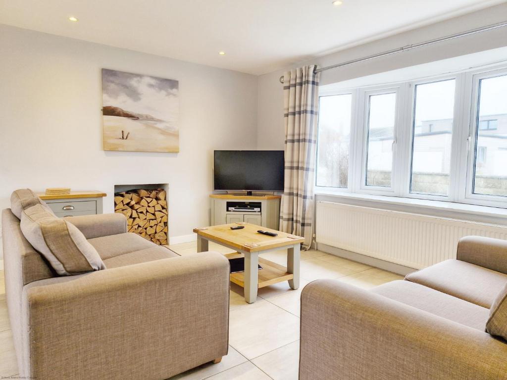 Kalami, Bracklesham Bay, Earnley