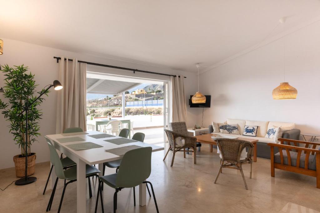 Calala House with huge terrace - 3
