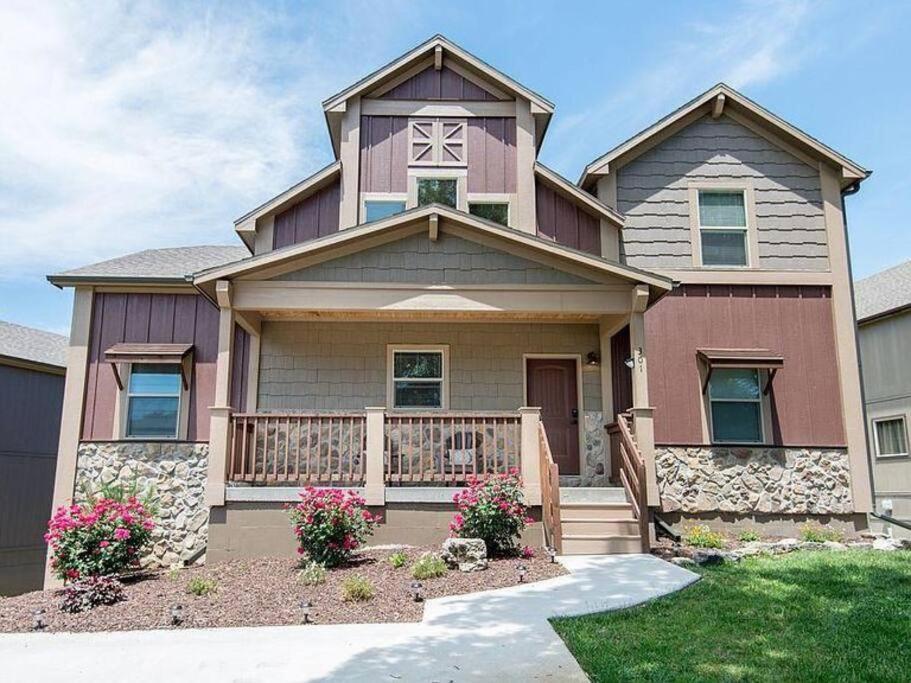 Foggy Bay Hideaway Perfect location. Check it out!, Hollister