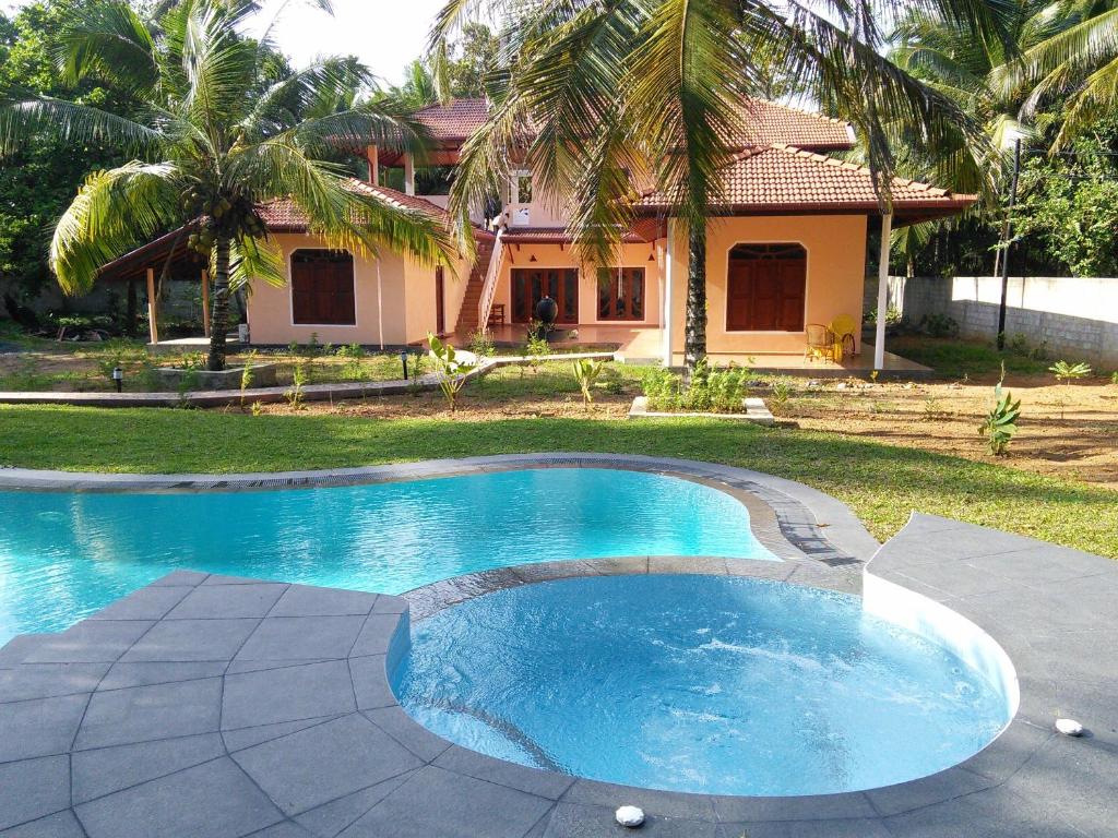 King Coconut Lodge — Hotel in Unawatuna