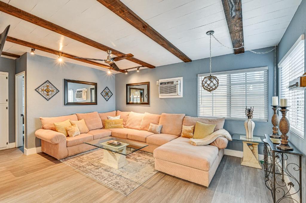 San Ysidro Vacation Rental about 5 Mi to Imperial Beach