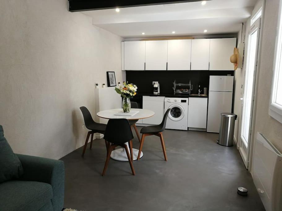 Villa au Calme avec Extérieur et parking gratuit aux portes d'Aix et Marseille Emplacement idéal - 2