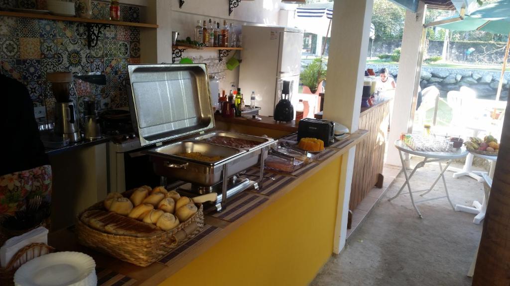 Bar/lounge, Maracuja Hostel in Paraty