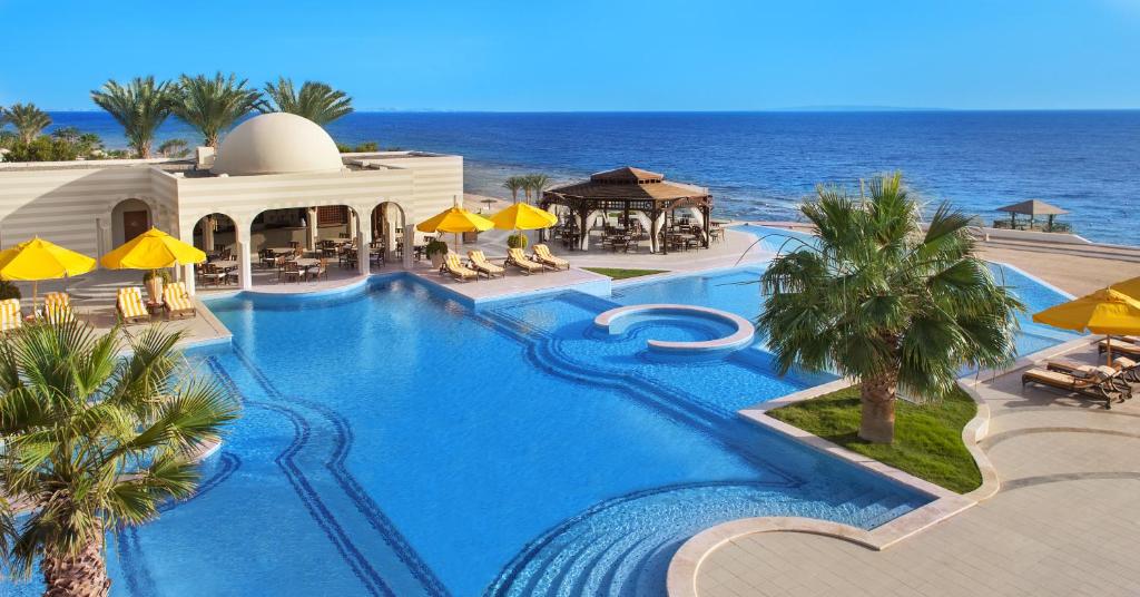 the oberoi sahl hashesh hotel pool view