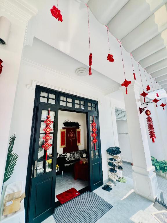 ANH’s HOUSE