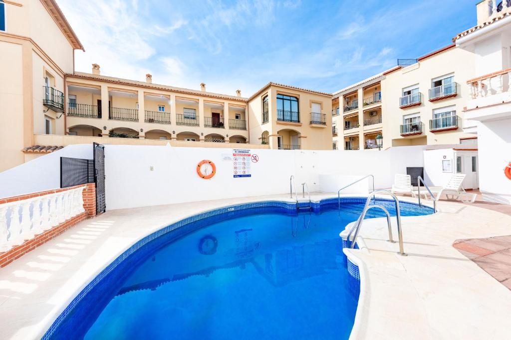 Nerja centro, playa carabeo - 3