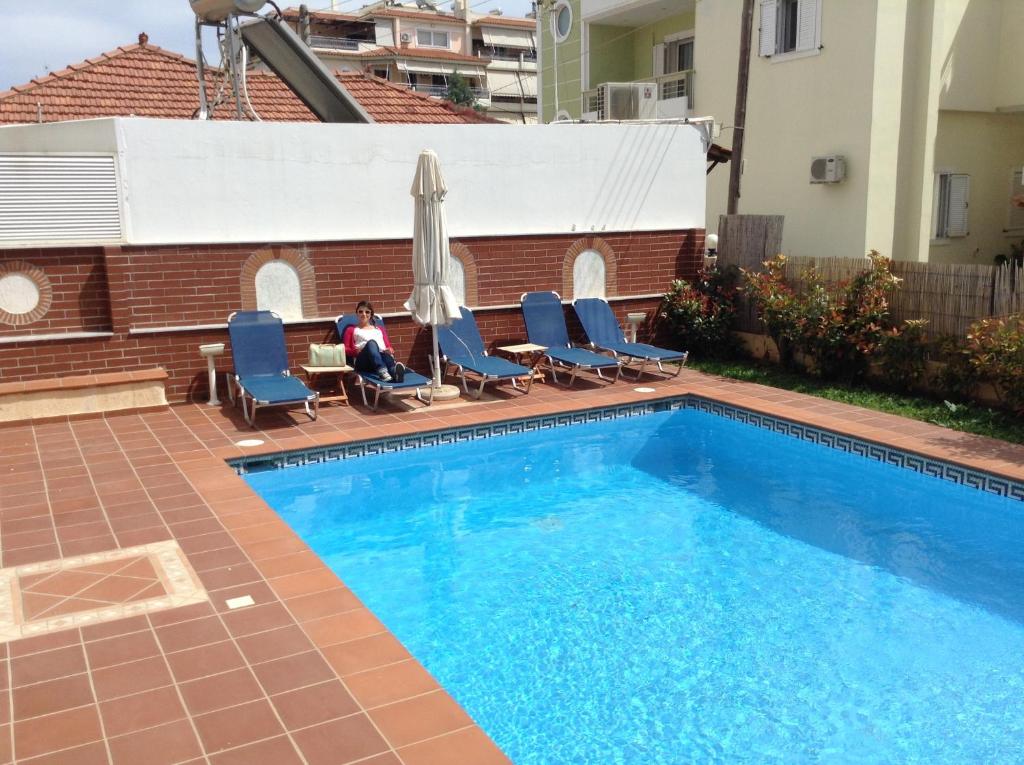 VERA’S APARTMENT, Markopoulon