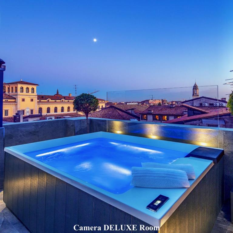 Forum Suites - 2