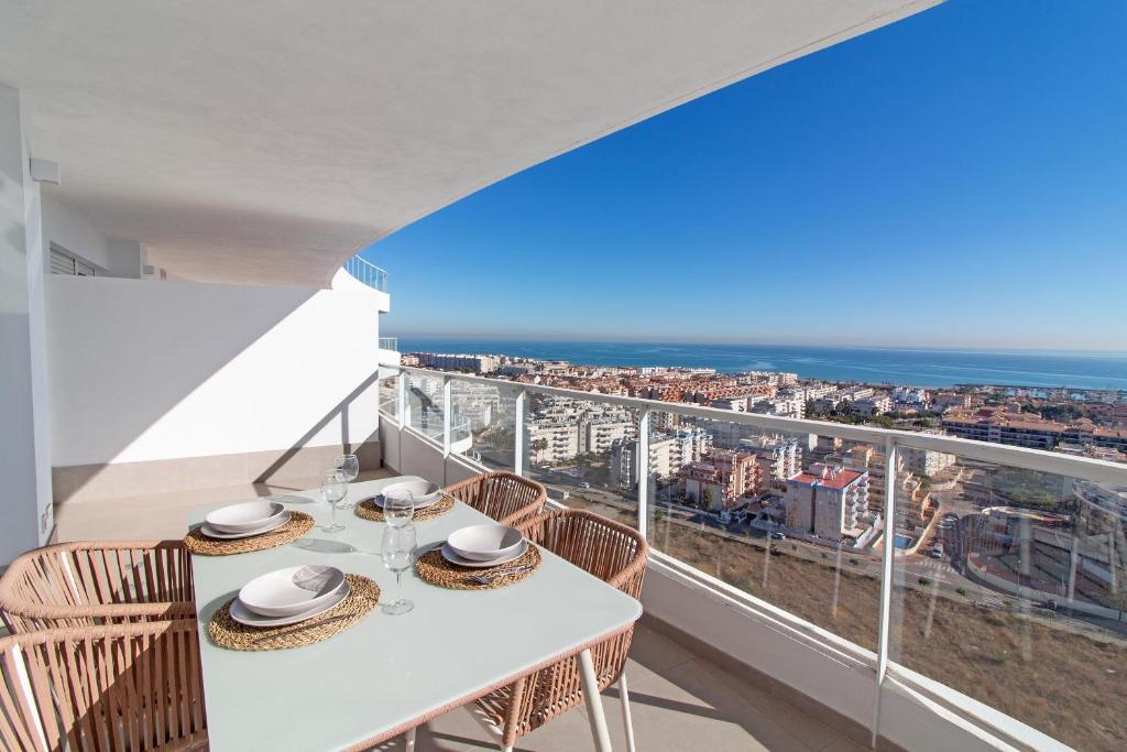 Global Properties, Moderno apartamento de dos terrazas con increibles vistas al mar, Canet d'en Berenguer