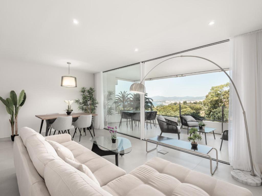 APARTAMENTO CON VISTAS AL MAR, LA CONCHA Y RIO REAL - 1
