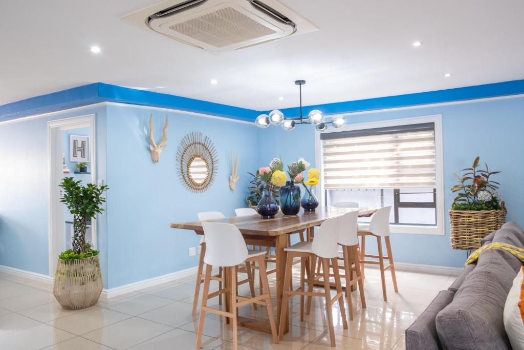 The Hemingway House 1415 min from O.R Tambo., Benoni