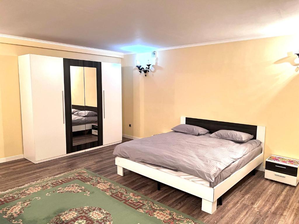 Star Apartment, Taškent