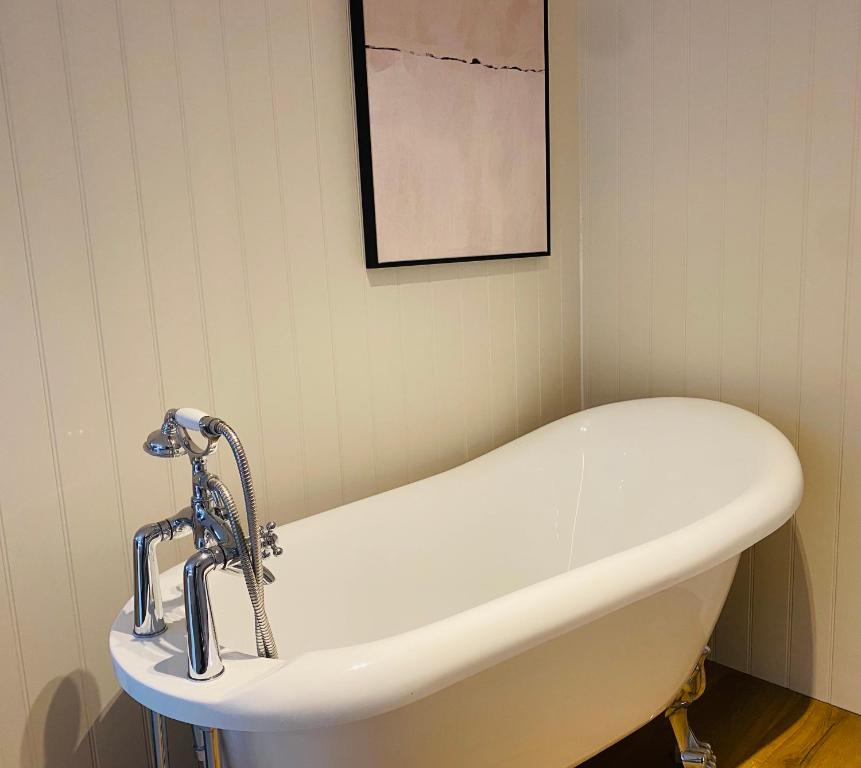 The Punchbowl Lapworth