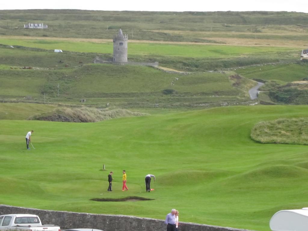 Mini golf course