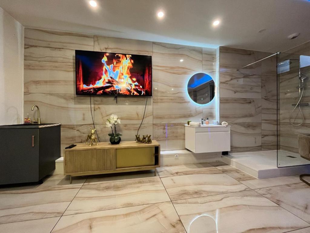 Golden house - JACUZZI - 3