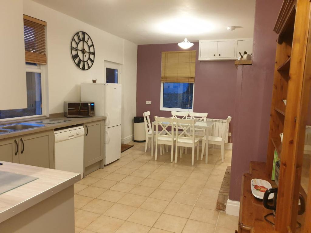 Beach House, Llanddulas photo 5