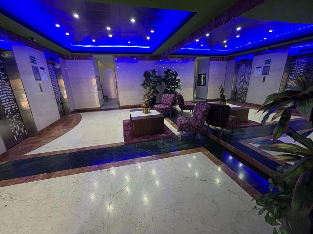 Hotel City Lights - 4