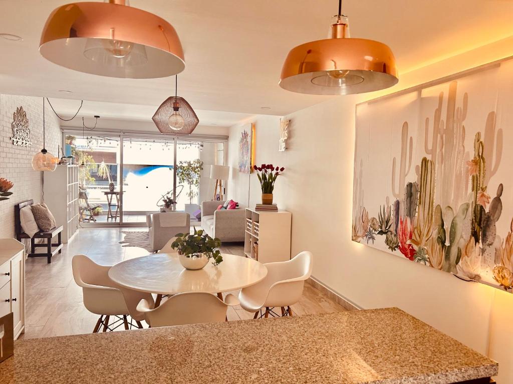 Espectacular departamento/estacionamiento, 3 TV’s - 2
