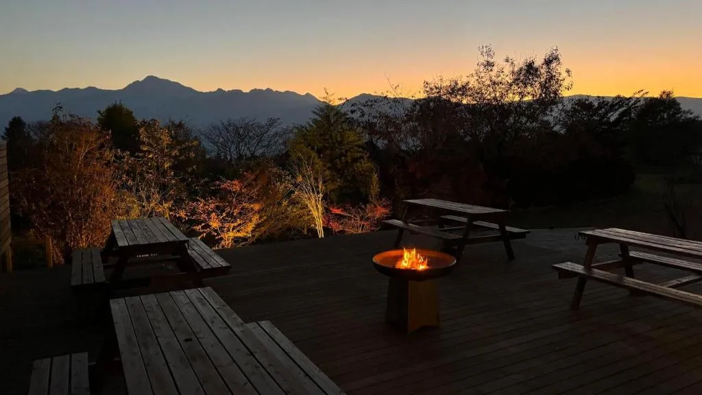 Place yatsugatake Lodge&cottage, hotel in Hokuto
