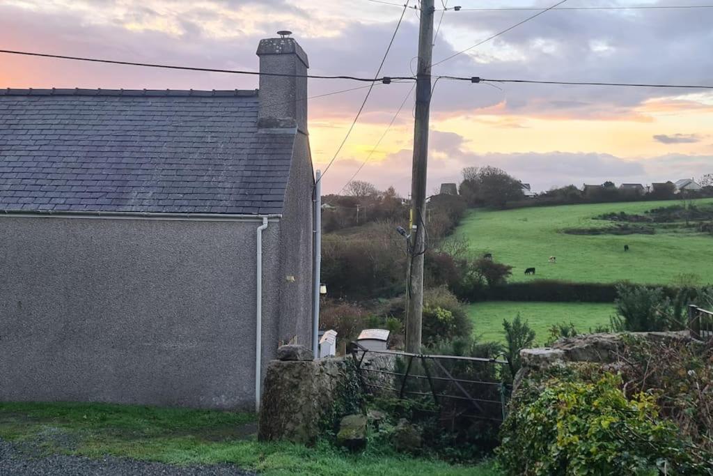 Bron Haul, Mountain Views, Brynteg