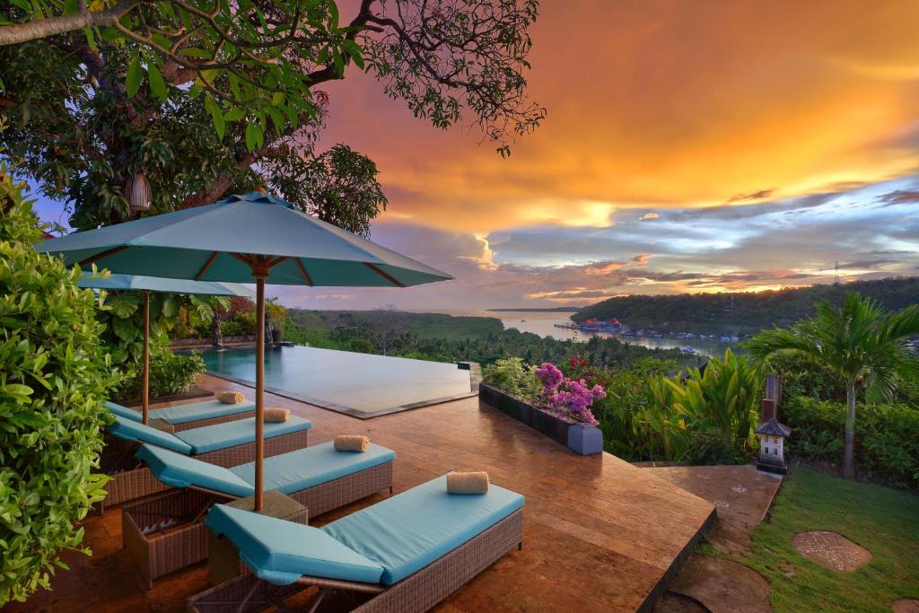 Swimming pool, The Acala Shri Sedana in Bali