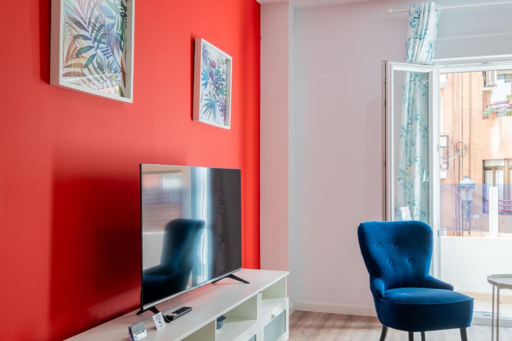 Spacious & Clean Apartment in Quiet Area - 2