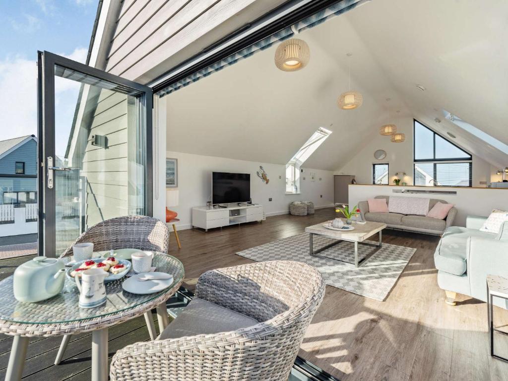 3 Bed in Westward Ho 75345, Northam