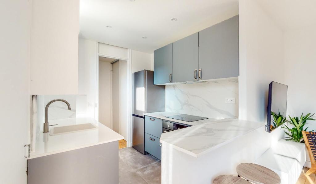 CityStay-Confort- 5 min Metro - - 4