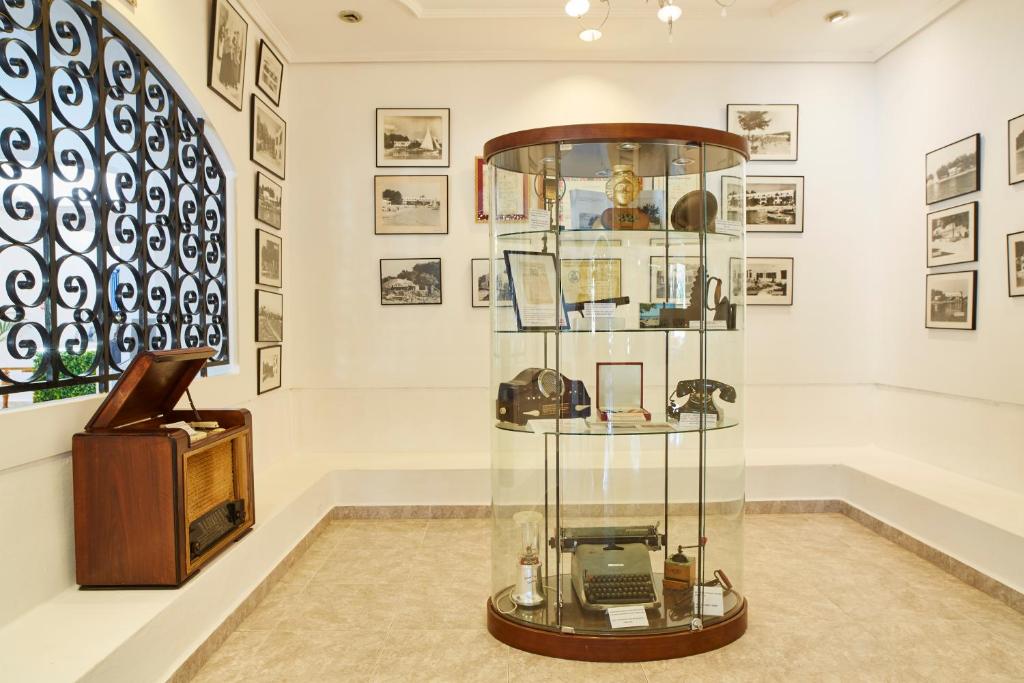 Hotel Ses Savines — Attractions in the area in San Antonio, Balearic Islands