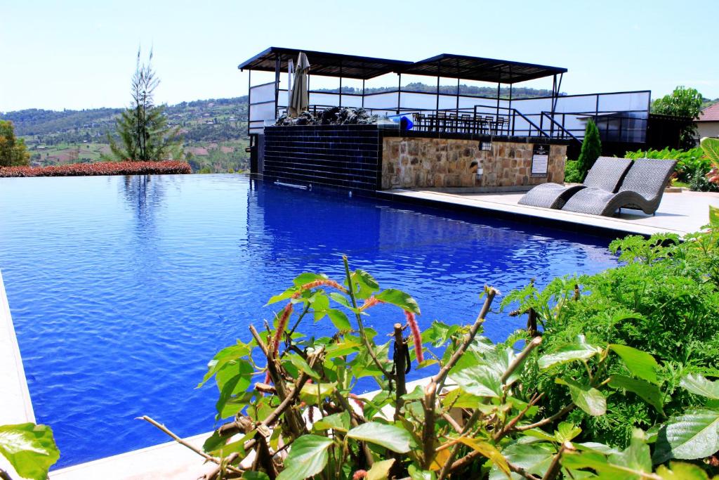 REBERO RESORT Ltd