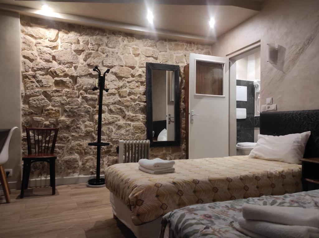 Hotel Clermont Montmartre - 5