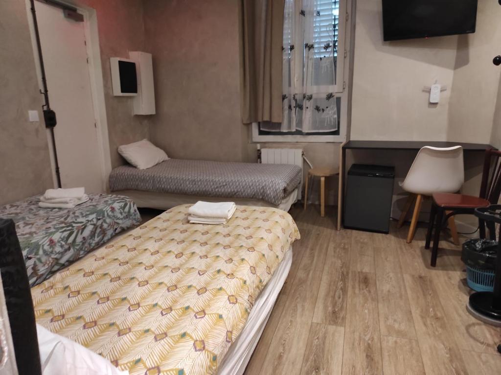 Hotel Clermont Montmartre - 3
