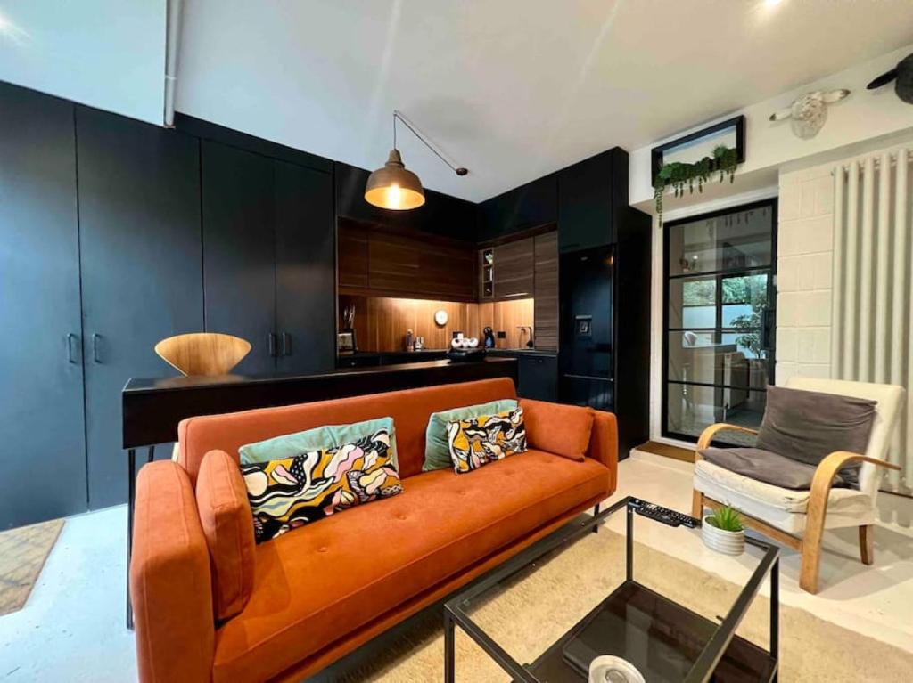 Ground floor central apartment, Kingsbridge