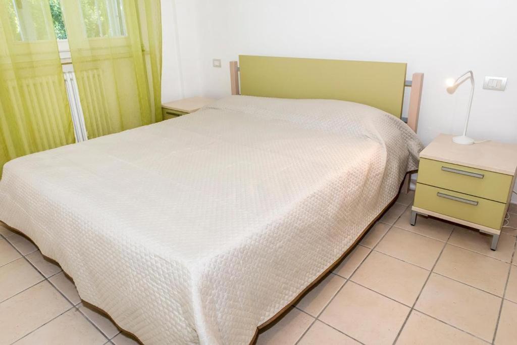 Trilocale con ampio giardino a 100mt dal mare, Marcelli - M359 - 5