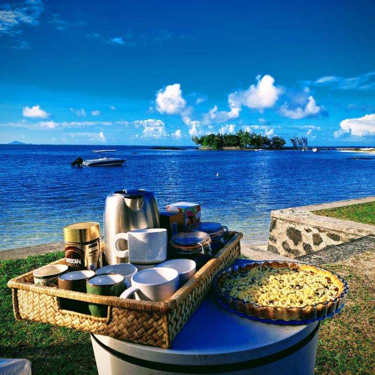 Catch up villa, Roches Noires