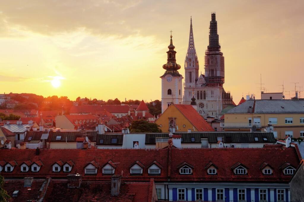 Cozy ensuite room in Zagreb center