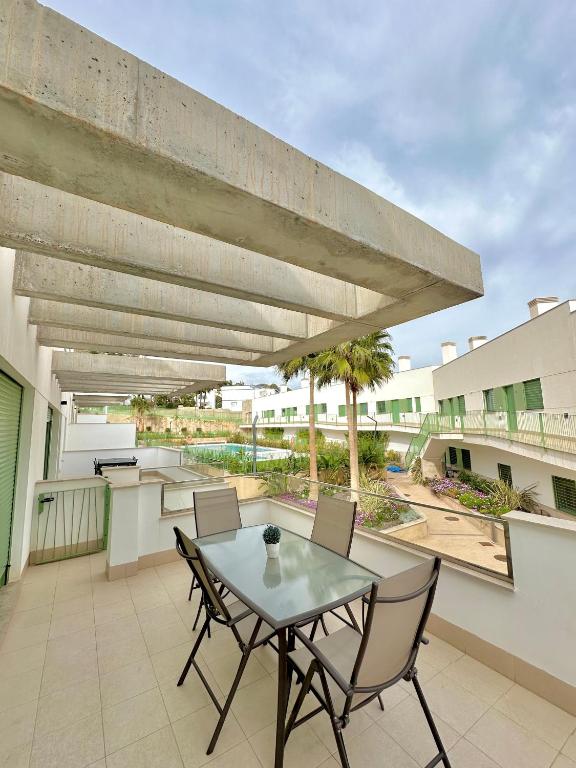OCEAN APARTAMENT !! 1ª Línea del Mar, piscina, parking, wifi - 3
