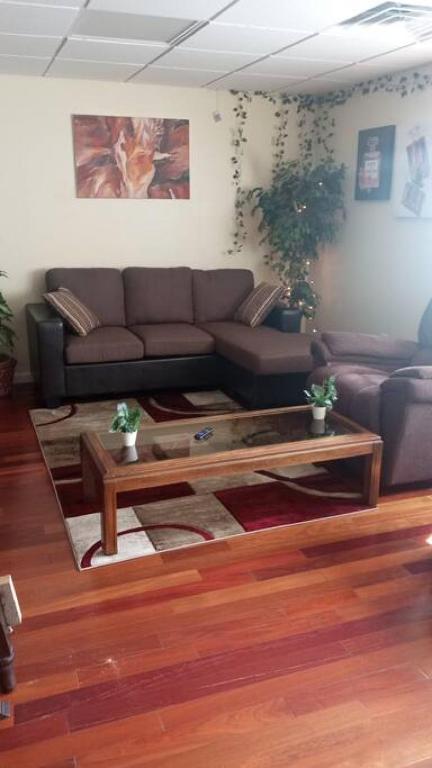 Suite 3, Schenectady