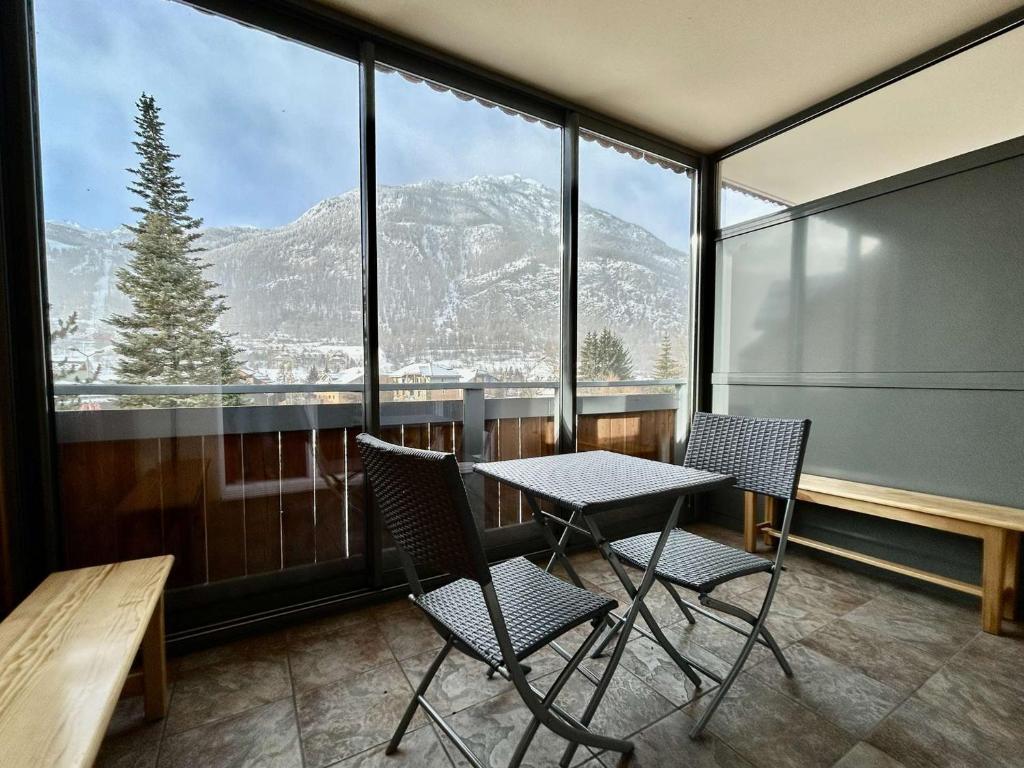Charmant T3 avec balcon, 4 couchages, à 500m des pistes - La Salle les Alpes - 3