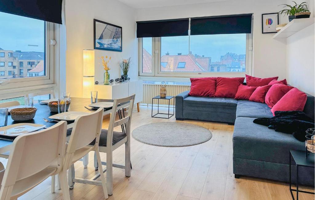 Nice Apartment In Oostende With Wi-Fi, Ostende