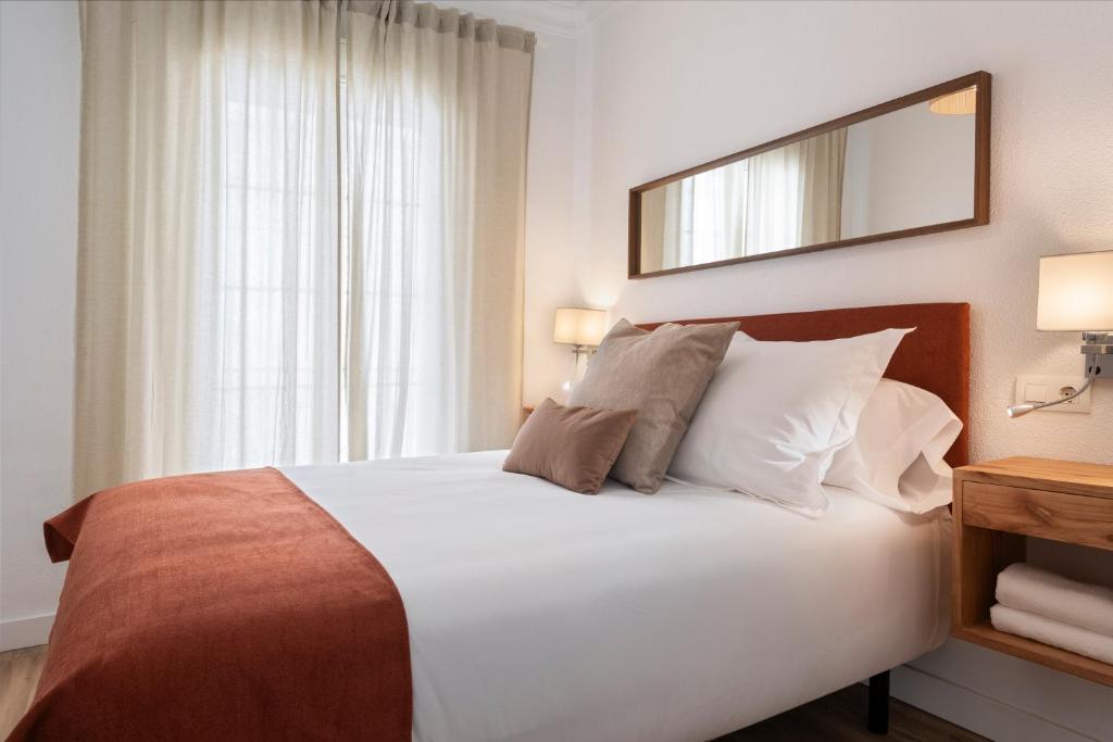 Magno Apartments Ave María - 5