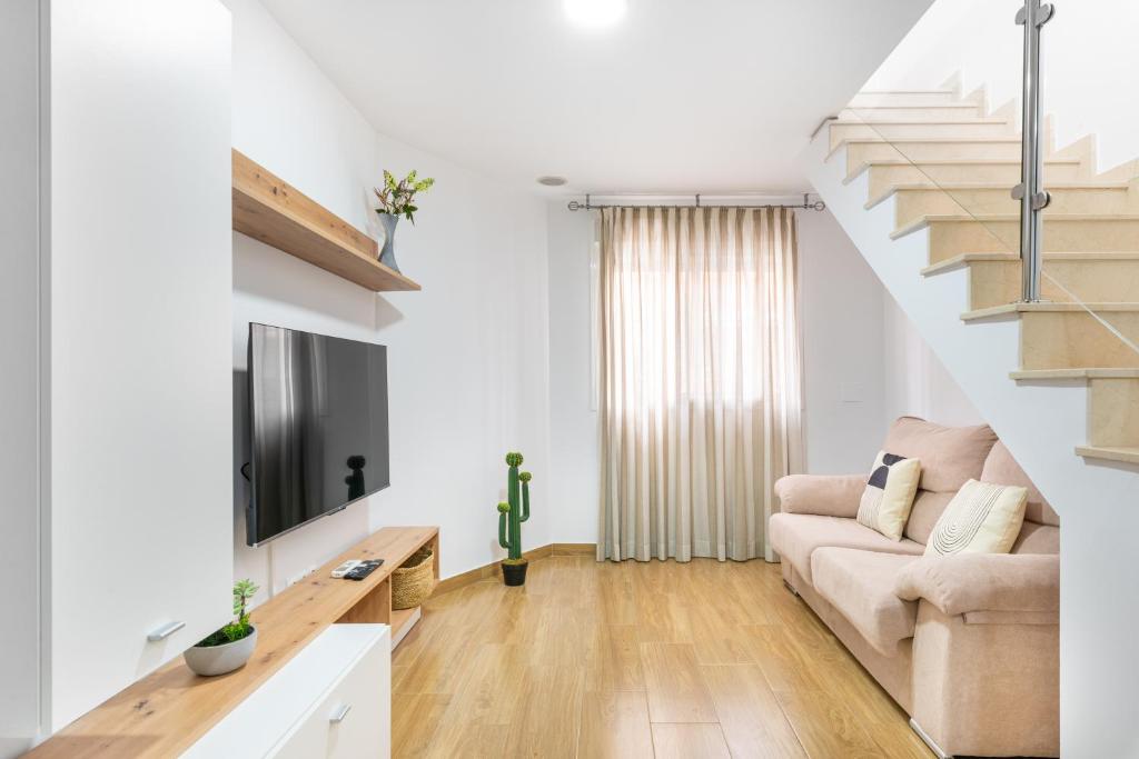 WintowinRentals Huelin Houses con Terraza Chill Out - 4
