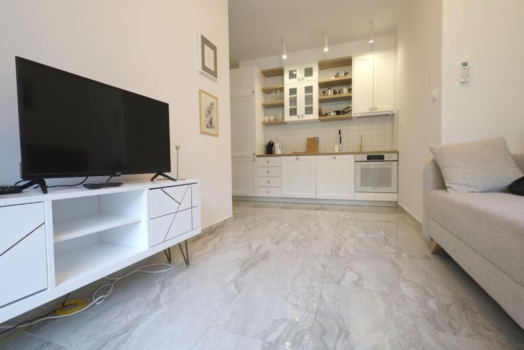 Status-M Apartments Aura - 4